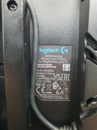 VOLANTE LOGITECH G923 PEDALES Y CAMBIO DE MARCHAS