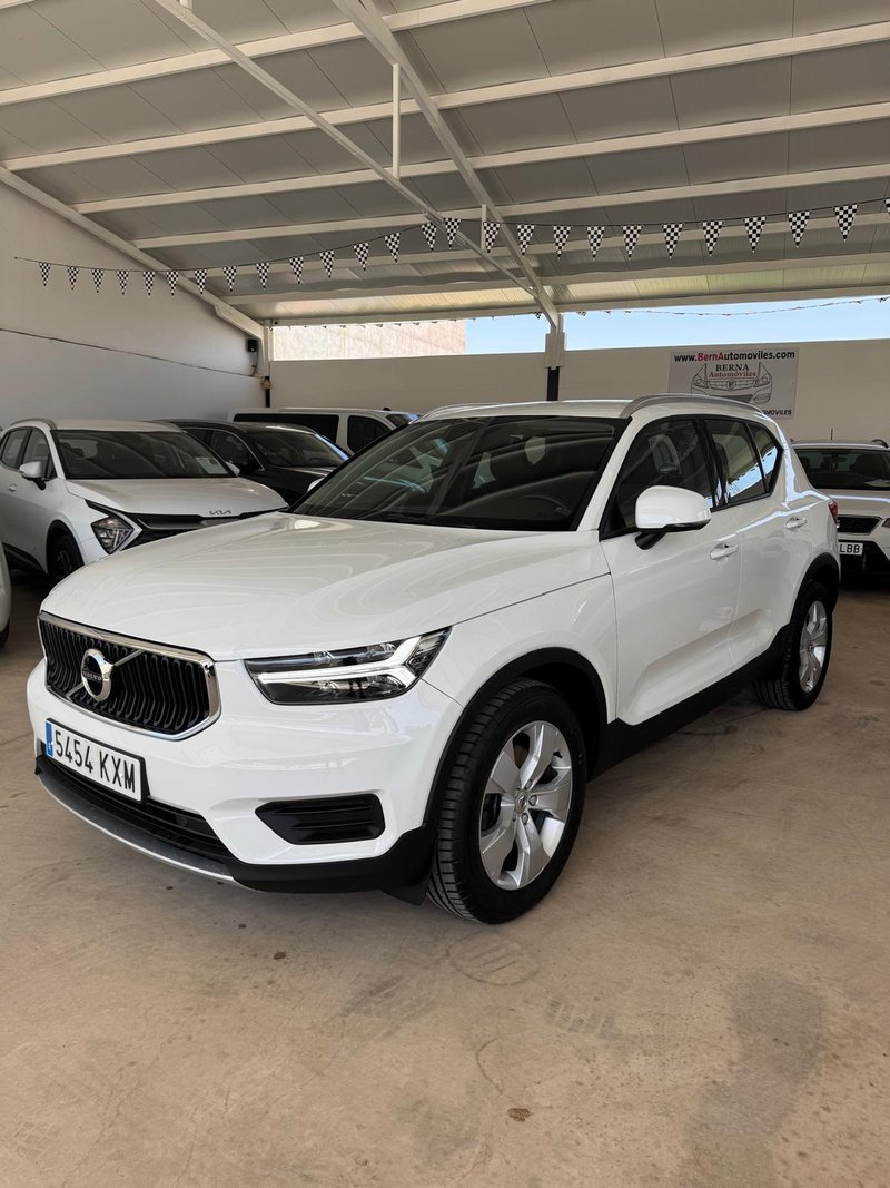 Volvo XC40 2.0 D4 190Cv AWD AUT - foto 1