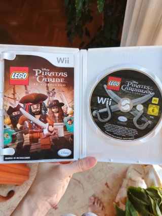 Nintendo Wii + Just Dance 2018 + piratas LEGO