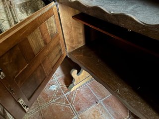 REGALO Mueble de bodega de madera