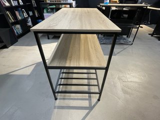 Estantería industrial madera clara