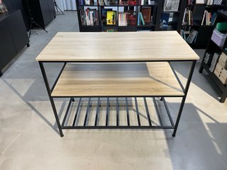 Estantería industrial madera clara