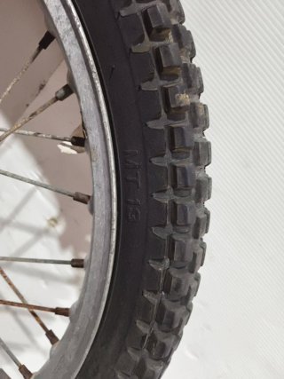Rueda Del. Montesa Cota 74