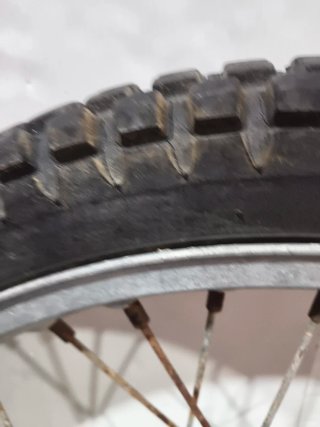 Rueda Del. Montesa Cota 74