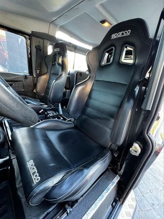 LAND-ROVER Defender 90 SW E