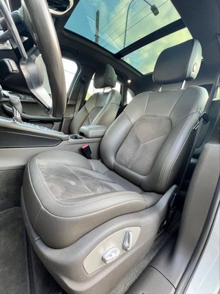 PORSCHE Macan Macan