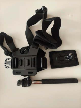 GoPro Hero 5 Black + Accesorios