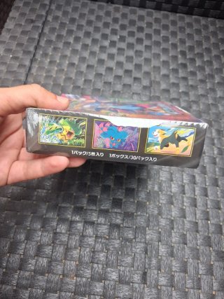 Pokemon TCG Mega Charizard X Caja