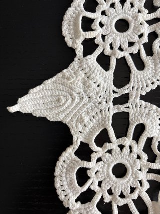 Tapete ganchillo camino de mesa crochet 165x40 cms