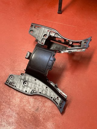 Reposapiés Suzuki Burgman 125 ABS 2014