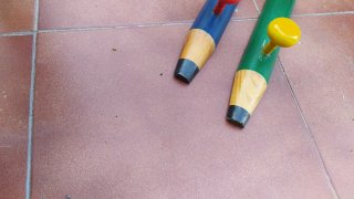 Perchas infantiles lapiceros