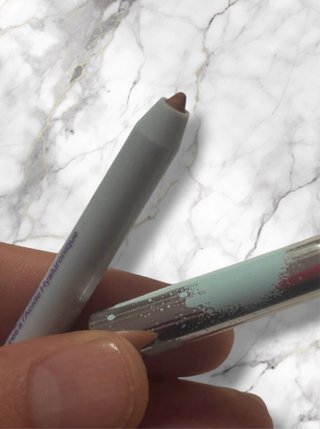 Perfilador Labios Kosas Hotliner Tono 100