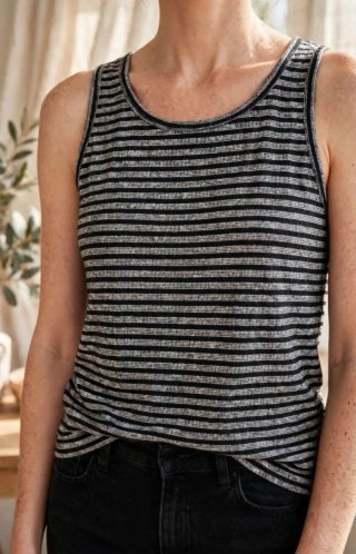 Camiseta de tirantes tipo nadadora brillante talla