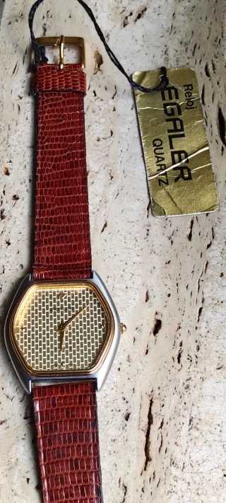 Reloj Egaler Vintage Hexagonal Dorado y Marrón ex
