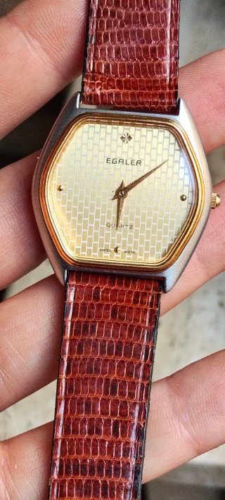 Reloj Egaler Vintage Hexagonal Dorado y Marrón ex