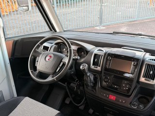 Autocaravana LMC Explorer I670G Integrada