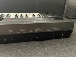 Roland Alpha Juno-1 Sintetizador