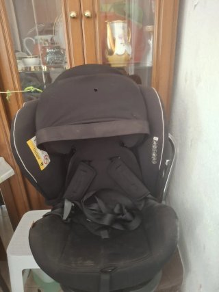 Silla de coche negra