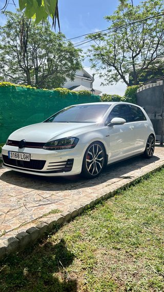 Volkswagen Golf GTI 7 Performance