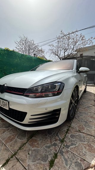 Volkswagen Golf GTI 7 Performance