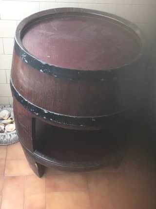 Barril decorativo como mesa
