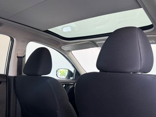 Nissan QASHQAI 1.2i DIG-T TEKNA 4X2 XTRONIC Alcantara