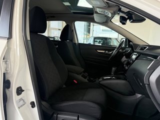 Nissan QASHQAI 1.2i DIG-T TEKNA 4X2 XTRONIC Alcantara