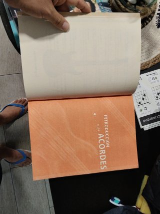 Libro 1000 Canciones y Acordes de Guitarra