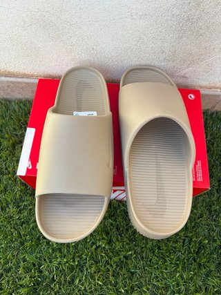 Chanclas Nike Calm Slide
