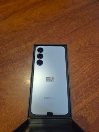 Samsung Galaxy S25 plus