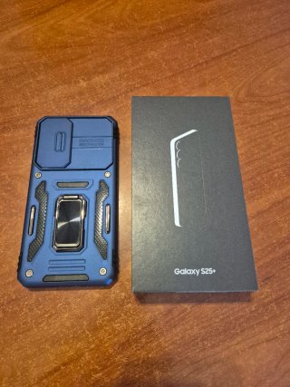 Samsung Galaxy S25 plus