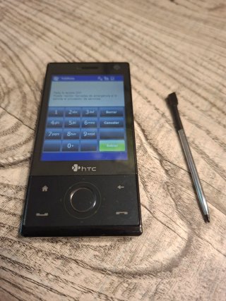 Teléfono Móvil HTC Colección Negro/Gris
