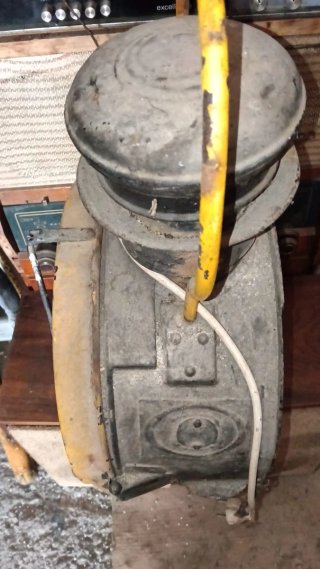 Farol de tren antiguo para restaurar