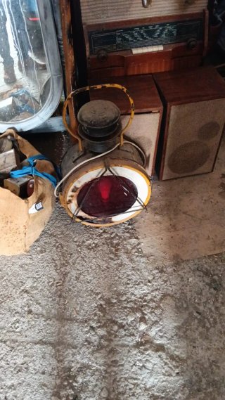 Farol de tren antiguo para restaurar