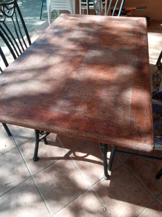Mesa y 6 Sillas Hierro y Madera