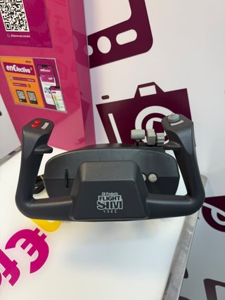 Accesorio Simulador De Vuelo Para Pc Volante + Pedales