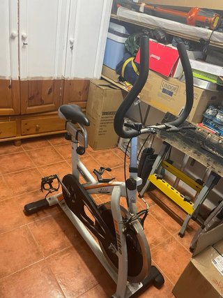 Bicicleta Estática BH JetBike Fitness