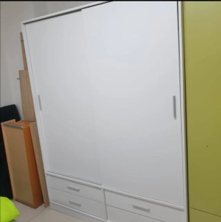 Armario 250€ nuevo