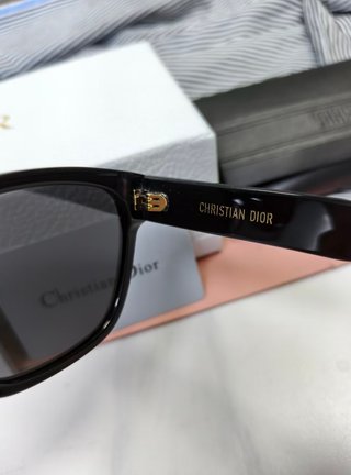 Gafas de sol Dior Signature S7F Negras