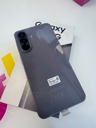 Smartphone samsung galaxy a57 5g 8/128gb (sin uso)
