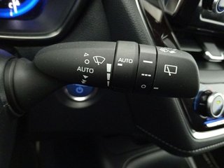 Toyota Corolla 1.8 125H BUSINESS E-CVT TOU SPORT