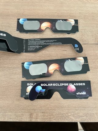 Gafas de eclipse solar efekol