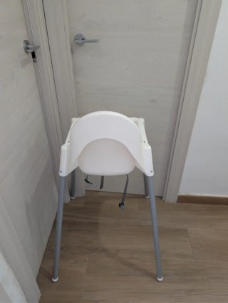 Trona IKEA blanca
