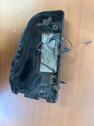 Tapa Bajo Asiento Izq Kawasaki Vilcan 1500