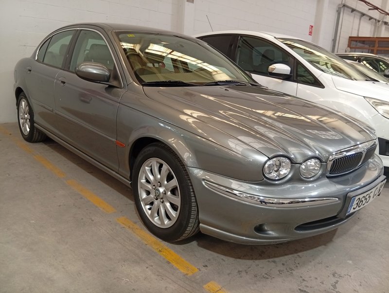 Jaguar X-Type Executive - foto 1