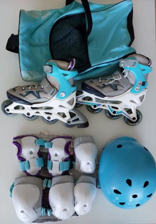 Patines T 32-35 + Casco + Protecciones + Mochila