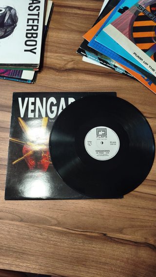 Vinilo Vengadores Ke Pasa! feat. Mike Platinas