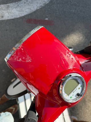 Scomadi TL 125 Scooter Roja y Blanca