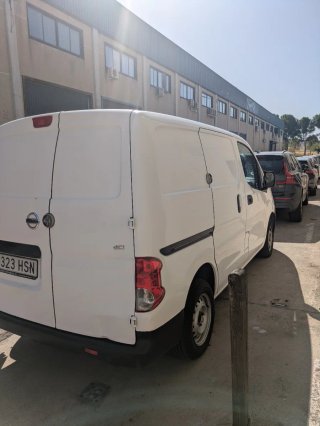 Nissan NV200 2013