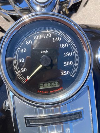 Harley-Davidson road king FLHR